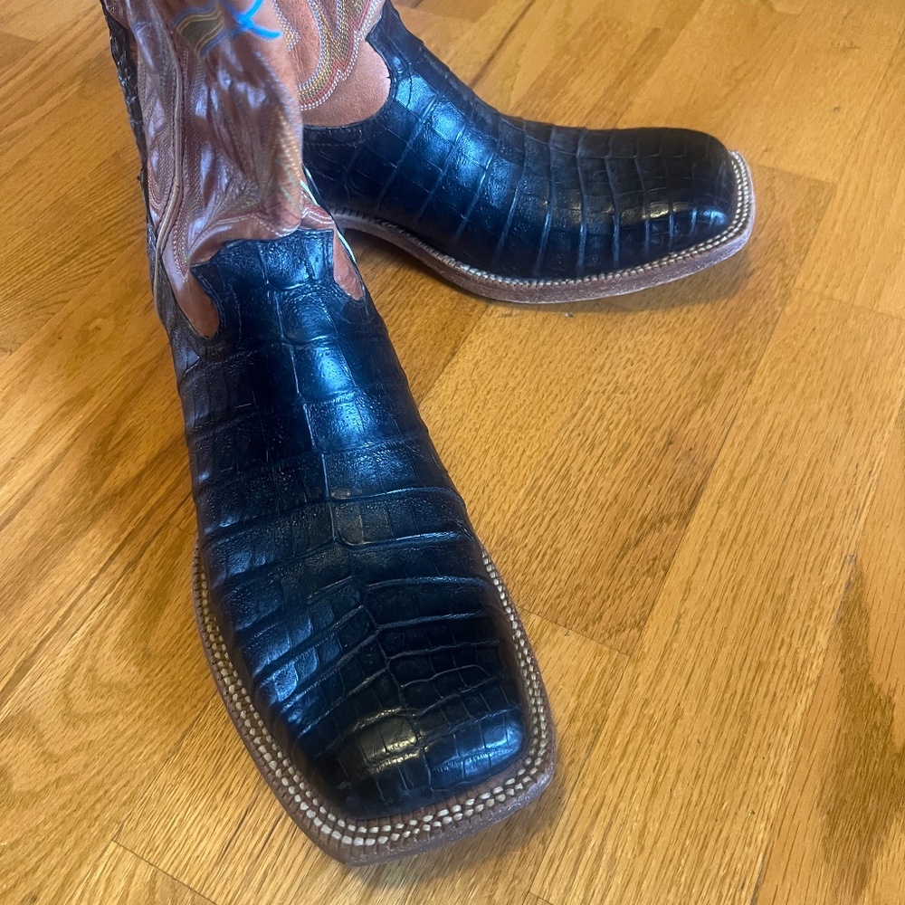 Triple X size 10D men’s black boots -worn once